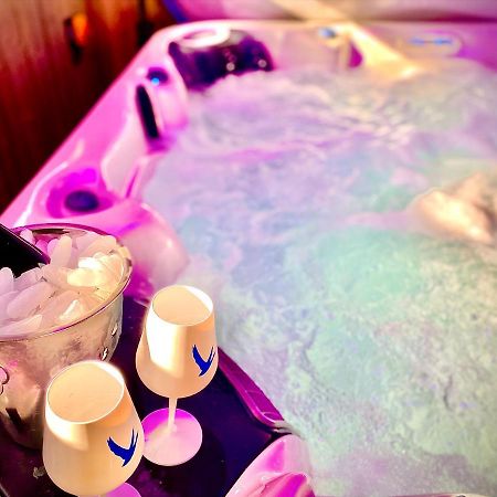 Beautiful Hot Tub Suite In Lytham St Annes Exterior foto